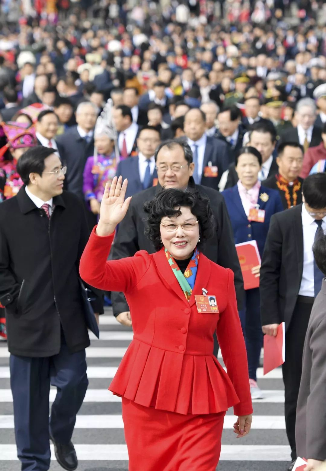 李藝連代表出席十三屆全國人大一次會議閉幕會